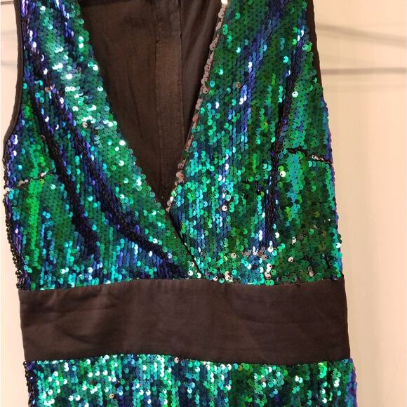 Green Goddess Sequin High Slit Maxi Dress Evening Plunging Neckline Size S - Picture 13 of 15